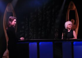 Gala de l'Industrie - Animatrice (Claudine Prévost) et présentatrice (Salomé Leclerc)