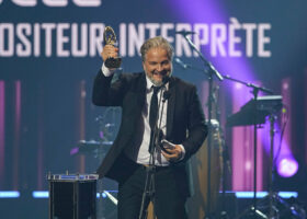 Gala de l'ADISQ - Spectacle de l'année - Auteur-compositeur-interprète: Philippe Brach pour Le silence des troupeaux