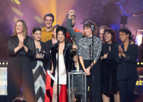 Premier Gala de l'ADISQ - Spectacle de l'année : La Renarde, sur les traces de Pauline Julien, Artistes variées