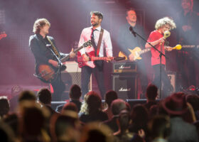 GALA DE L'ADISQ 2015 : Galaxie, Louis-Jean Cormier et Philippe Brach en perfo ( crédit photo : Jean-François Leblanc)