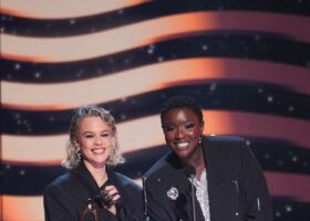 Gala de l'ADISQ - Présentatrices : Claudine Prévost et Sarahmée 