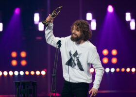 Gala de l'ADISQ - Spectacle de l'année - Auteur-compositeur-interprète: Philippe Brach pour Le silence des troupeaux